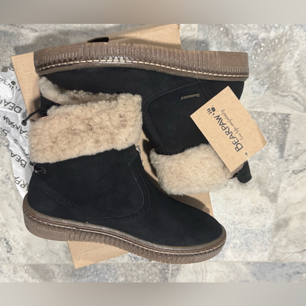 BearPaw Women's Black Boots